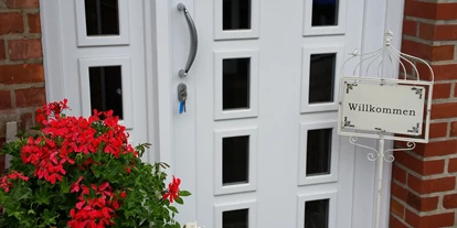 Monteurwohnung - Hund erlaubt - Flusslandschaft Elbe - Seperater Eingang - Ferienwohnung-Bullendorf