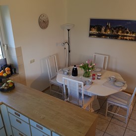Monteurzimmer: Küche mit Essbereich - Ferienhaus Ahlers