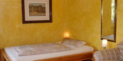Monteurwohnung - PLZ 88348 (Deutschland) - Wohn- / Schlafzimmer, Doppelbett 140 cm - Ruhe auf dem Land