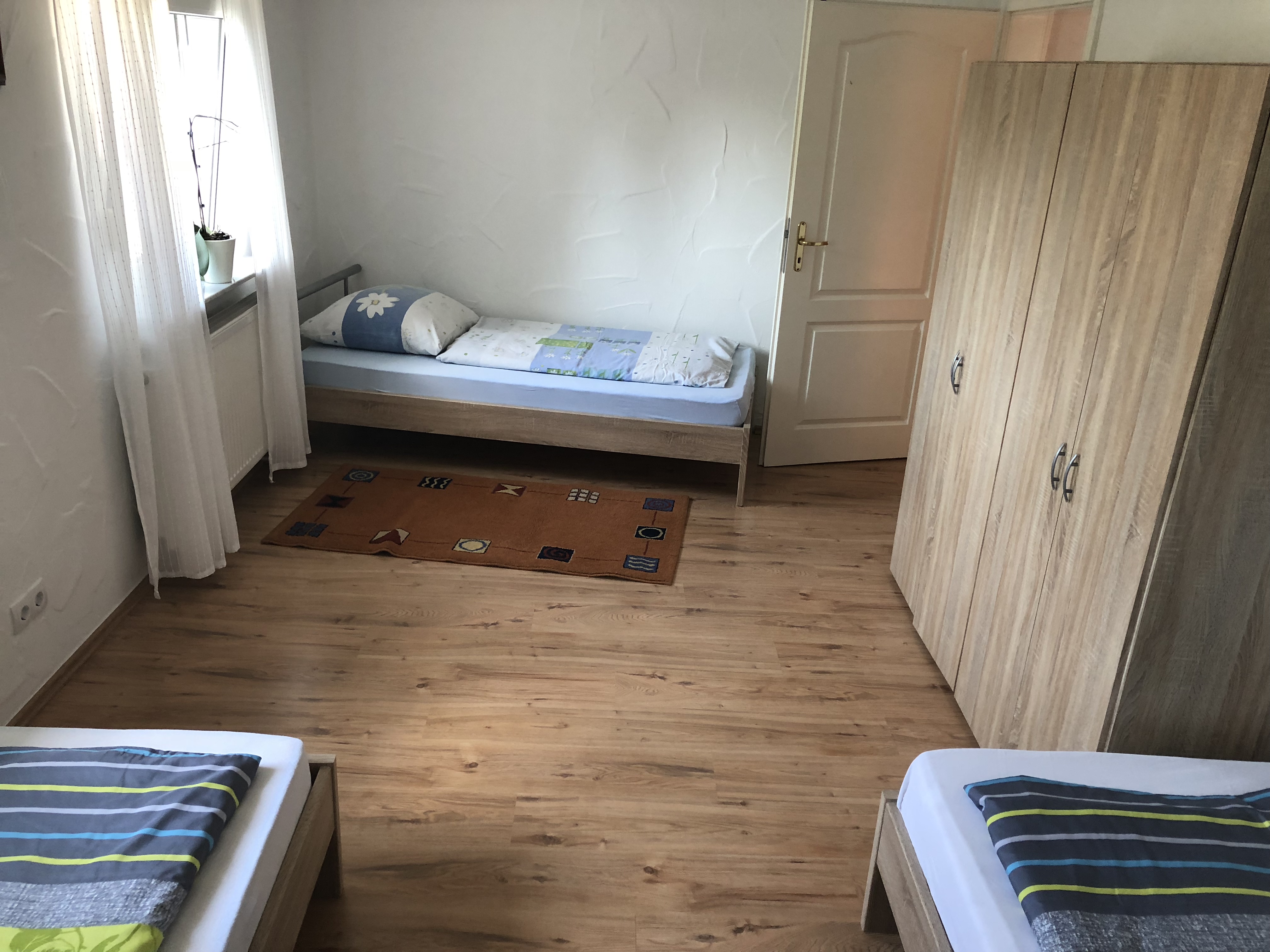 Monteurwohnung - Kleinostheim - Mehrbettzimmer  - Darina Haus 