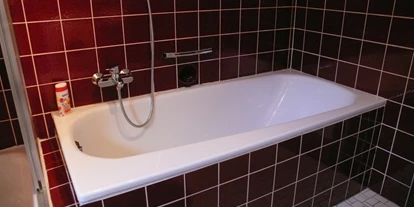Monteurwohnung - Bettwäsche: Bettwäsche gegen Gebühr - Deutschland - Badewanne - Ferienwohnung-Dillenburg-Bonsels