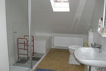 Monteurzimmer: Wohnung Dusche/WC - Weißes Lamm-Nordhalben