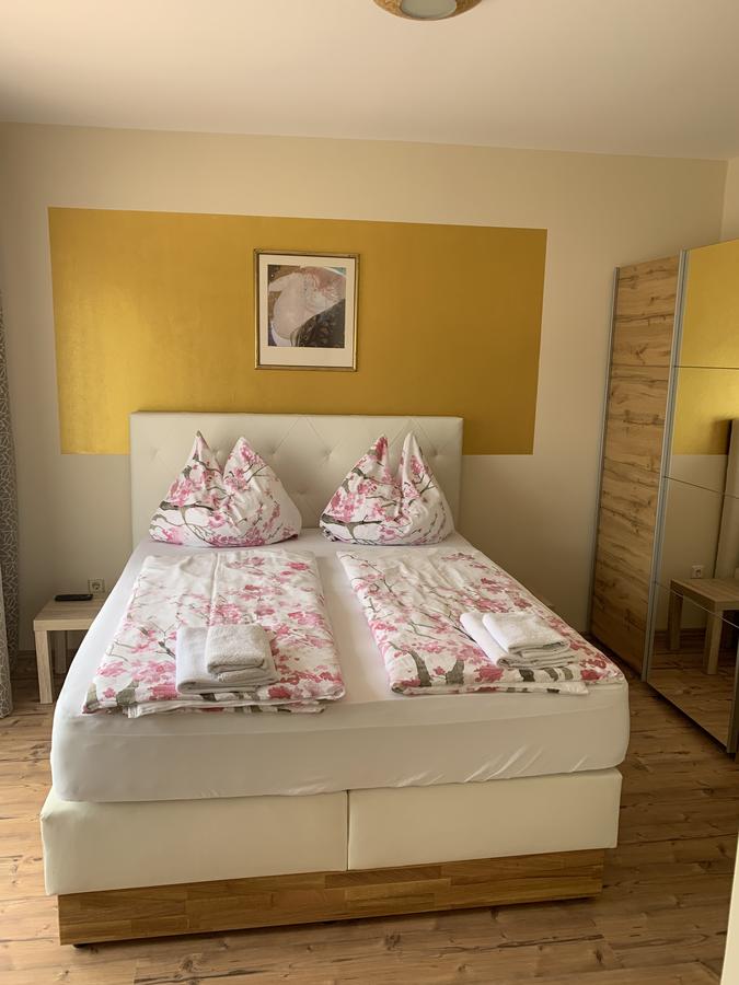 Monteurwohnung - TV - Thermenland Steiermark - Pension Stocker