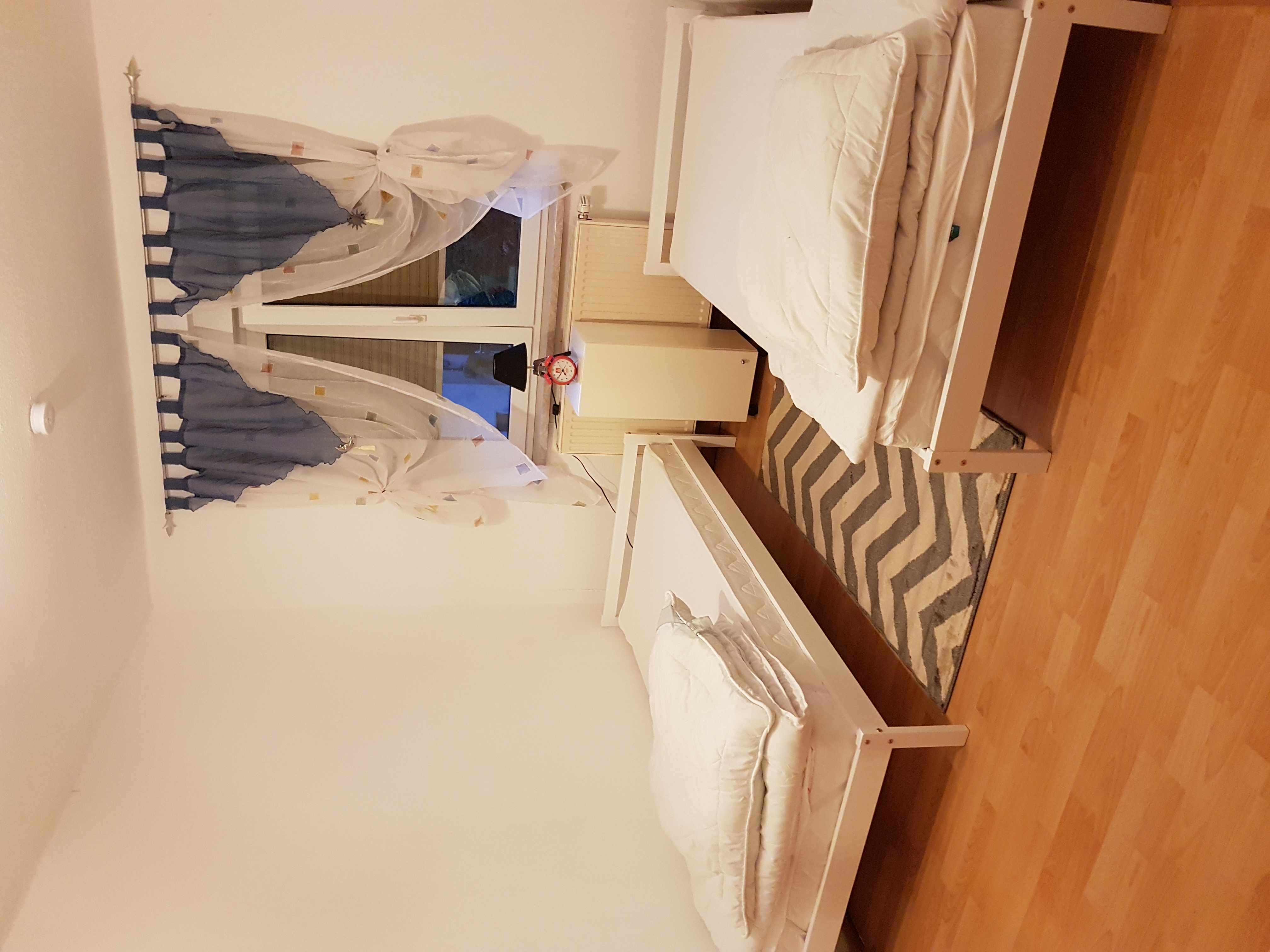 Monteurwohnung - Kaffeemaschine - Vogtland - Schlafzimmer - Zweiraum Wohnung für 2 Personen 