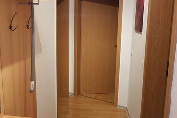 Monteurzimmer: Flur - Zweiraum Wohnung für 2 Personen 