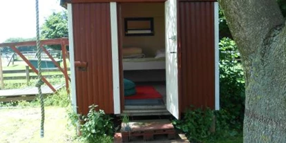 Monteurwohnung - Badezimmer: Gemeinschaftsbad - Basdahl - Gemütlicher Bauwagen auf der Animal Farm - Bauwagen Animal Farm
