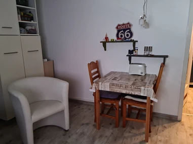 Monteurzimmer: Essen - Gemütliche, vollausgestattete Maisonette-Wohnung