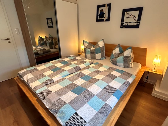 Monteurzimmer: Schlafzimmer 1 mit 160*200 cm Bett  - Fewo Nestblick