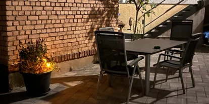 Monteurwohnung - PLZ 35781 (Deutschland) - Hof mit Sitzgelegenheit - Fewo Nestblick