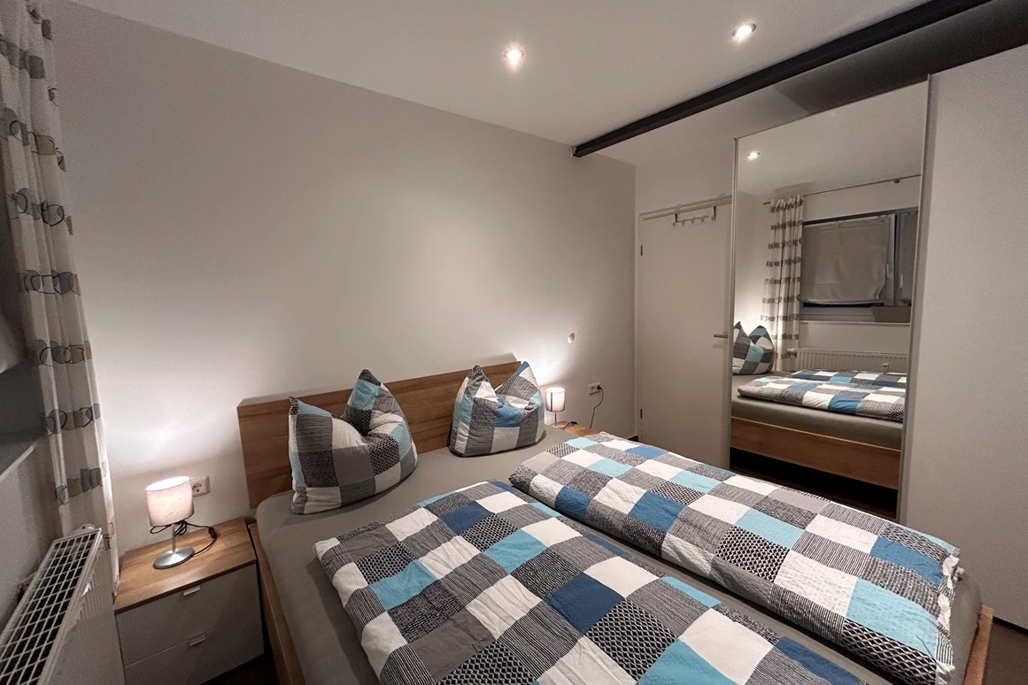 Monteurzimmer: Schlafzimmer  - Ferienwohnung Hofblick