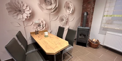 Monteurwohnung - PLZ 35781 (Deutschland) - Sitzgelegenheit - Ferienwohnung Hofblick