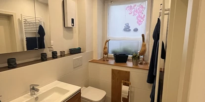 Monteurwohnung - PLZ 35781 (Deutschland) - Bad - Ferienwohnung Hofblick