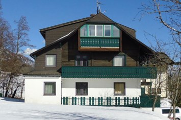 Monteurzimmer: Landfried Apartment Haus - Alpenland B&B