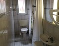 Monteurzimmer: Bad mit Dusche - 1 Zimmer Appartement
