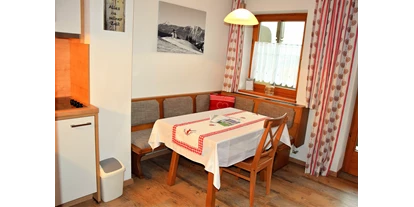 Monteurwohnung - Balkon - Österreich - Monteurwohnung Zimmer für Arbeiter - Apartment mit 2 getrennten Schlafzimmern
Monteurzimmer für Sandoz Novartis Kundl, Pfeiffer Holz Kundl, ÖBB Baustelle Angath sehr gut geeignet  - Astoria Apartments Monteurzimmer