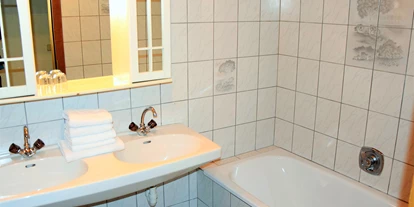 Monteurwohnung - Balkon - Österreich - Monteurwohnung Zimmer für Arbeiter - Apartment mit 2 getrennten Schlafzimmern
Monteurzimmer für Sandoz Novartis Kundl, Pfeiffer Holz Kundl, ÖBB Baustelle Angath sehr gut geeignet  - Astoria Apartments Monteurzimmer
