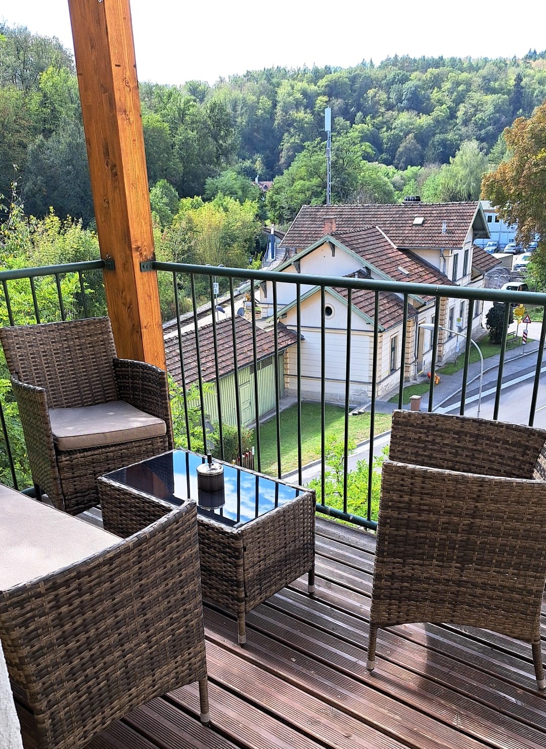 Monteurzimmer: revLIVING Montageluxus Premium The View