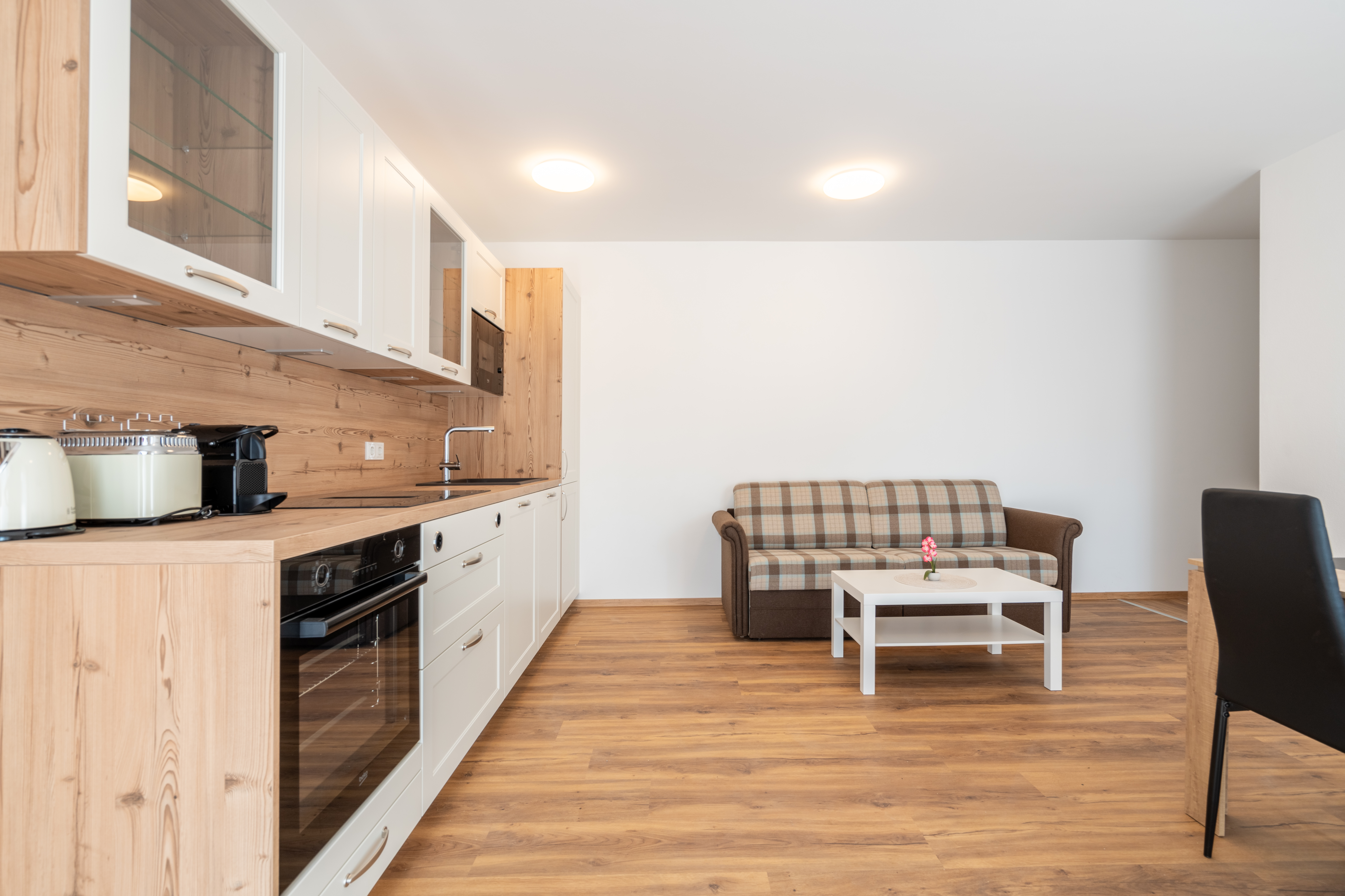 Monteurwohnung - Weidling (Klosterneuburg) - revLIVING Montageluxus Premium The Lodge