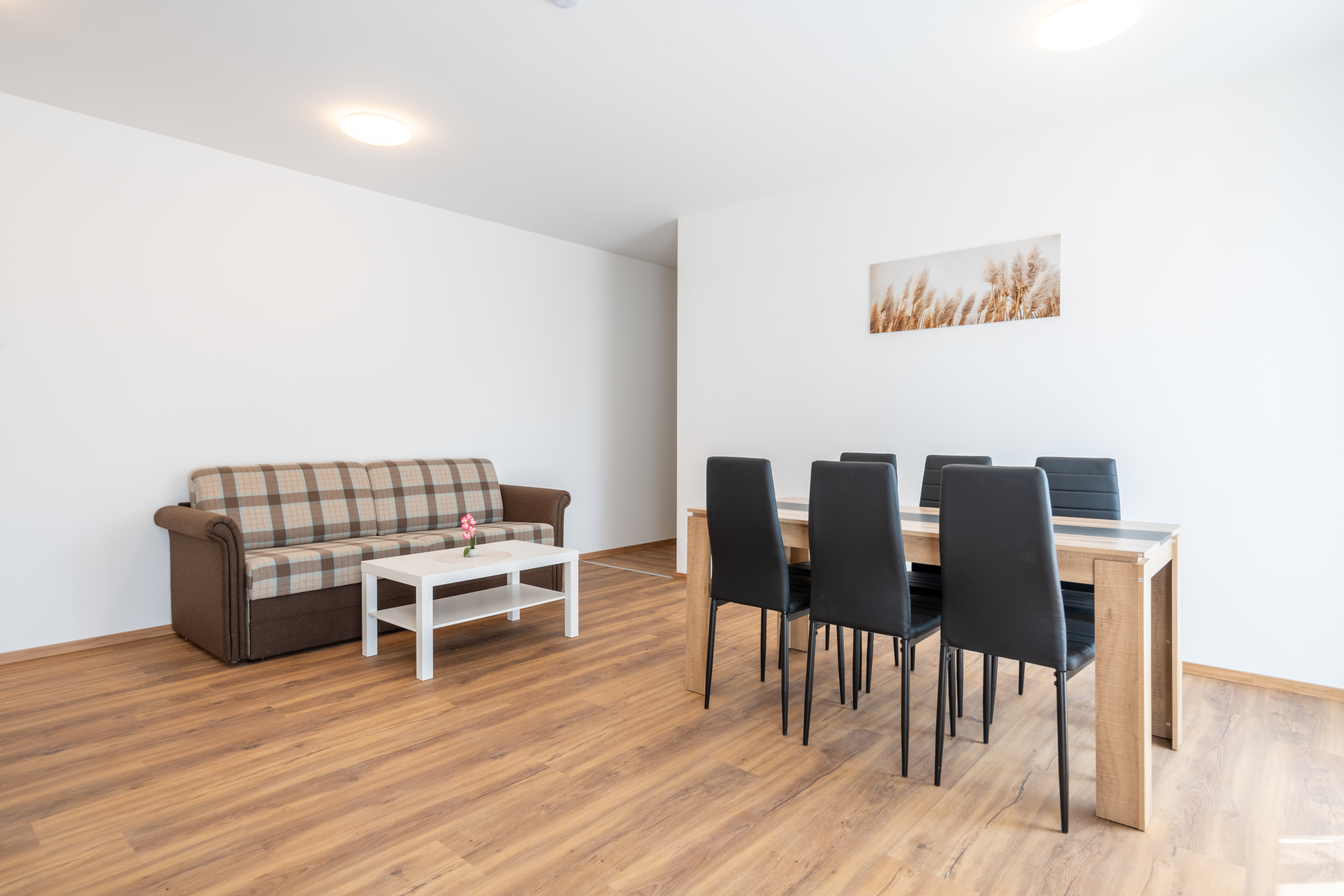 Monteurzimmer: revLIVING Montageluxus Premium The Lodge