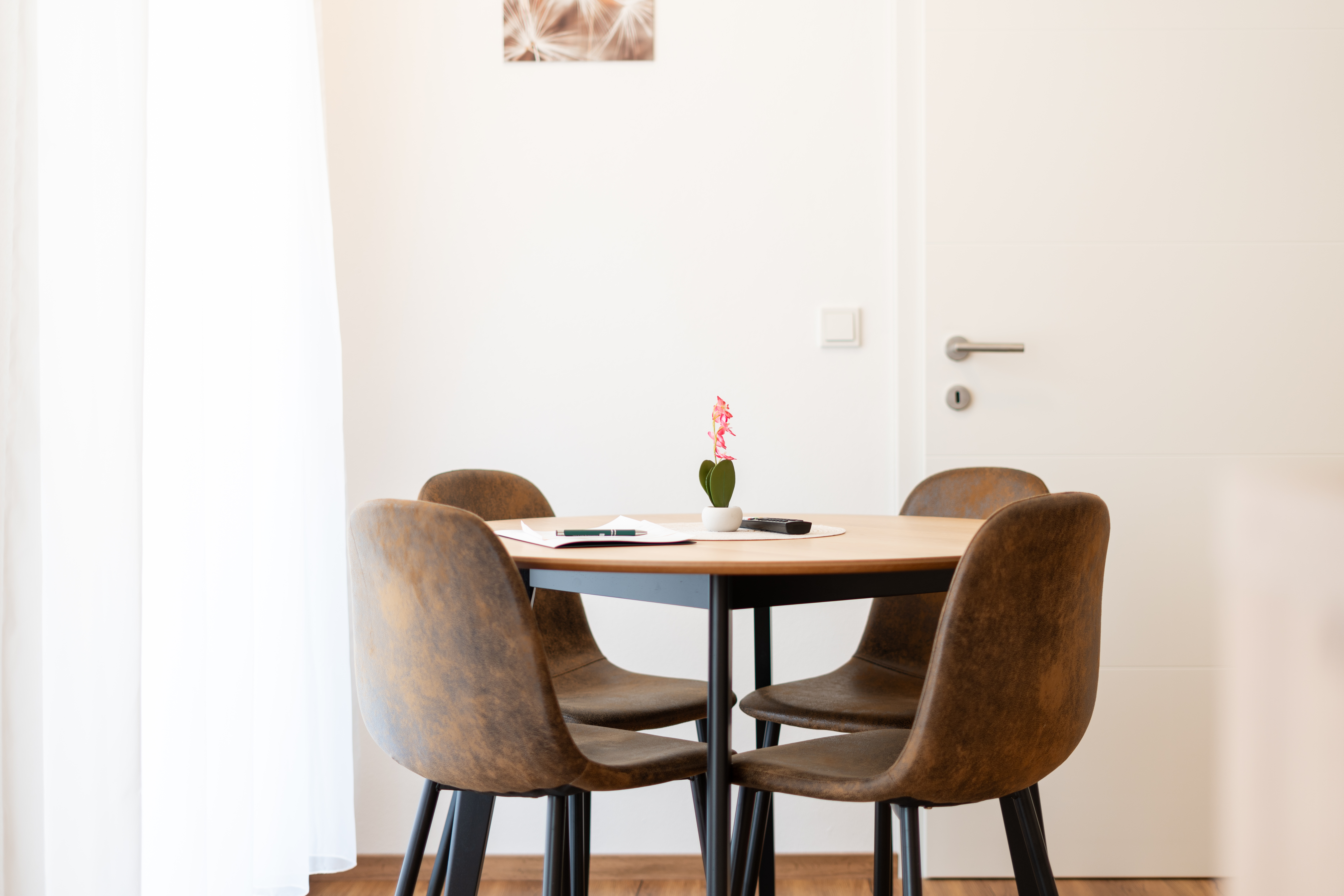 Monteurzimmer: revLIVING Montageluxus Premium Nonus