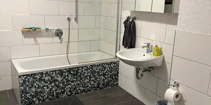 Monteurwohnung - Kronau Walldorf Bretten Kraichtal - Bad - Monteurzimmer Zeutern