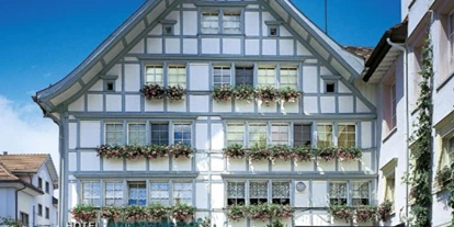 Monteurwohnung - Küche: Küchenmitbenutzung - Schweiz - Die Liegenschaft - Möblierte Zimmer AHof