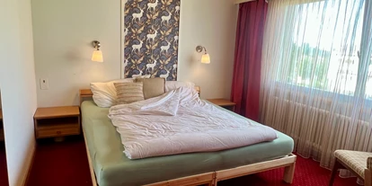 Monteurwohnung - Küche: Küchenmitbenutzung - Schweiz - Einzel- oder Doppelzimmer mit Dusche - Möblierte Zimmer AHof