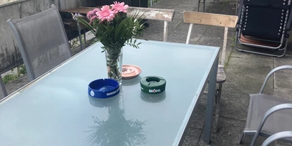 Monteurwohnung - Küche: Küchenmitbenutzung - Schweiz - Terrasse - Möblierte Zimmer AHof