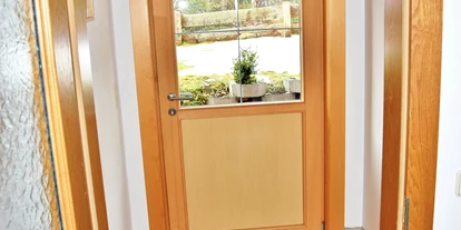 Monteurwohnung - Einzelbetten - Tirol - Apartment Wildschoenau  - sehr grosse Ferienwohnung fuer 6 - 8 Personen - voll ausgestattet in Topp Lage - nahe Supermarkt und uvm. 
Waschküche mit Waschmaschine und Trockner sowie genügend Parkplätze, Garten und Gartenlaube vorhanden.  - Ferienwohnung fuer 6 - 8 Personen - sehr groß und guenstig