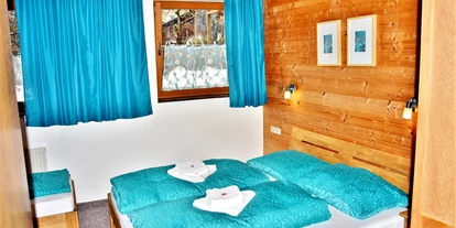Monteurwohnung - Einzelbetten - Tirol - Apartment Wildschoenau  - sehr grosse Ferienwohnung fuer 6 - 8 Personen - voll ausgestattet in Topp Lage - nahe Supermarkt und uvm. 
Waschküche mit Waschmaschine und Trockner sowie genügend Parkplätze, Garten und Gartenlaube vorhanden.  - Ferienwohnung fuer 6 - 8 Personen - sehr groß und guenstig