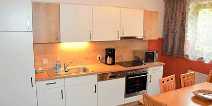 Monteurwohnung - Einzelbetten - Tirol - Apartment Wildschoenau  - sehr grosse Ferienwohnung fuer 6 - 8 Personen - voll ausgestattet in Topp Lage - nahe Supermarkt und uvm. 
Waschküche mit Waschmaschine und Trockner sowie genügend Parkplätze, Garten und Gartenlaube vorhanden.  - Ferienwohnung fuer 6 - 8 Personen - sehr groß und guenstig