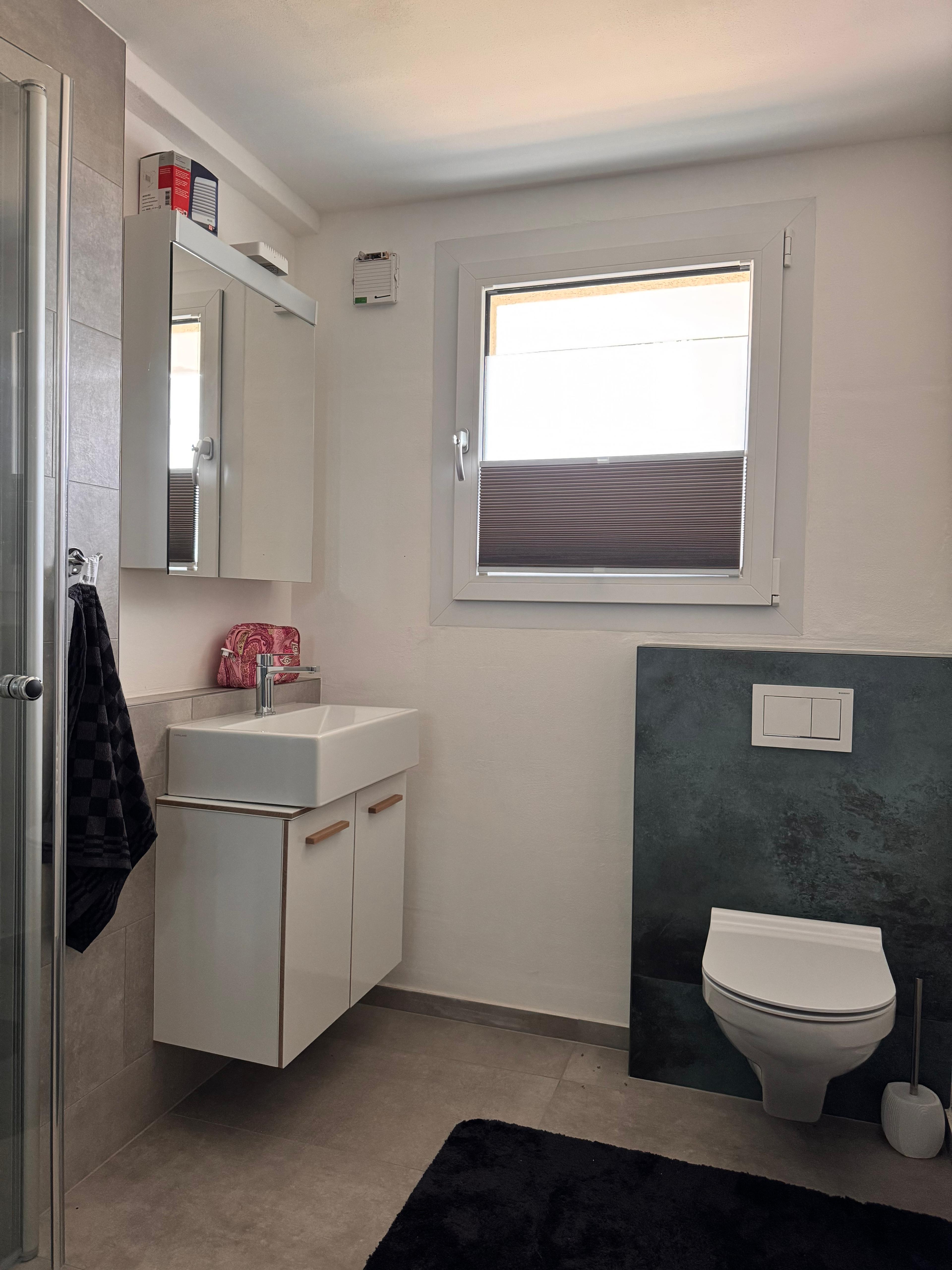 Monteurwohnung - Bettenhausen - Badezimmer - Oekingen
