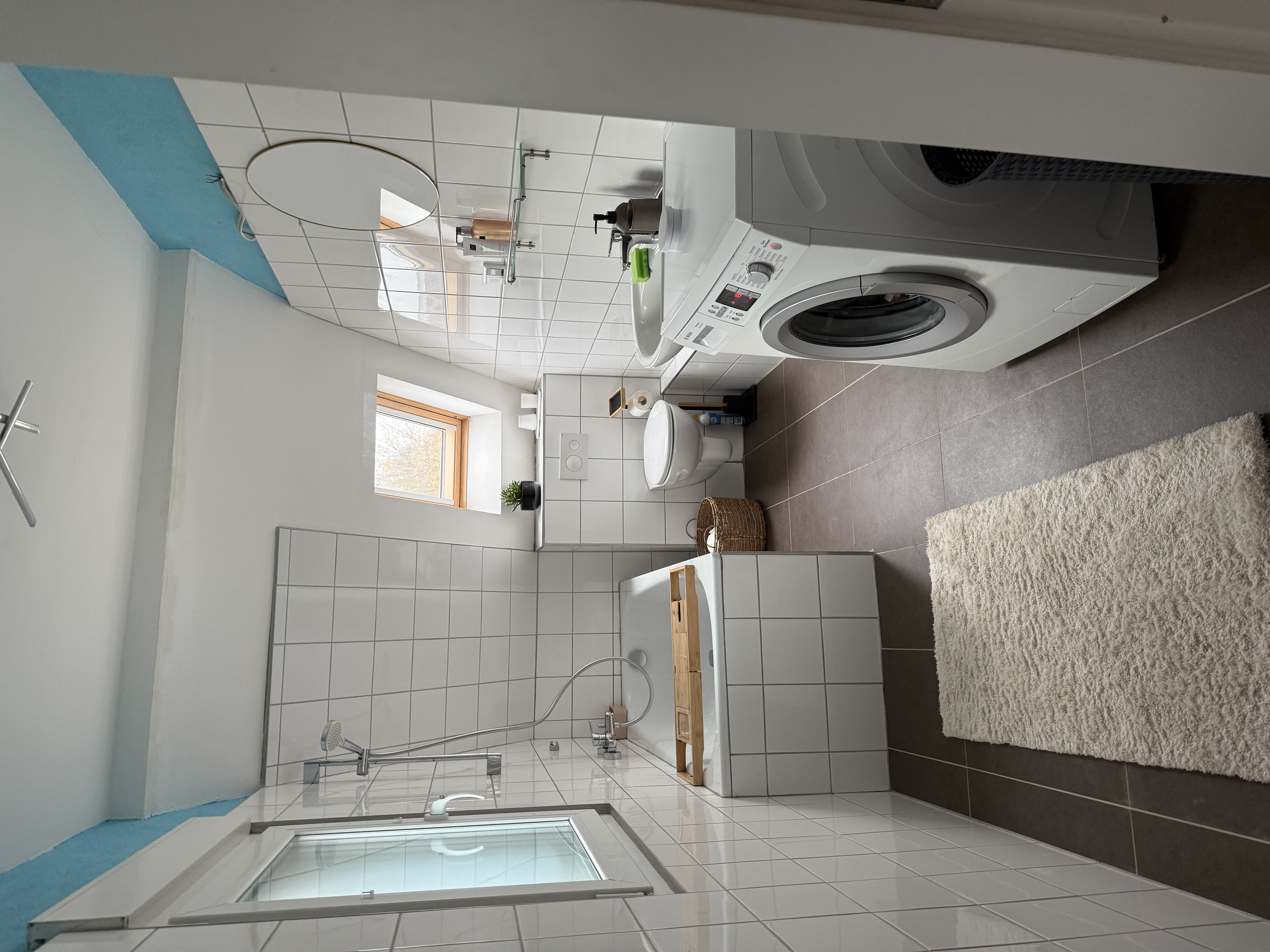 Monteurzimmer: Badezimmer - Dachgeschosswohnung 