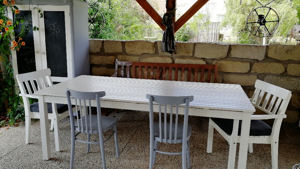 Monteurzimmer: Holín