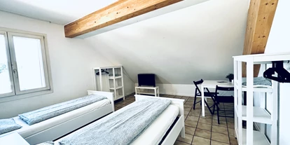Monteurwohnung - Küche: Küchenmitbenutzung - Schweiz - Zweibettzimmer - Möblierte Einzel- sowie Zweibettzimmer Flumenthal