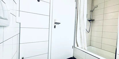 Monteurwohnung - Küche: Küchenmitbenutzung - Schweiz - Allgemeinbad - Möblierte Einzel- sowie Zweibettzimmer Flumenthal