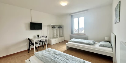 Monteurwohnung - Küche: Küchenmitbenutzung - Schweiz - Zweibettzimmer - Möblierte Einzel- und Zweibettzimmer Günsberg