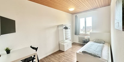 Monteurwohnung - Küche: Küchenmitbenutzung - Schweiz - Einzelzimmer - Möblierte Einzel- und Zweibettzimmer Günsberg