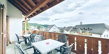 Monteurwohnung - Niederbipp - Balkon - Möblierte Gruppen Apartments Günsberg #5, #6, #8, #9