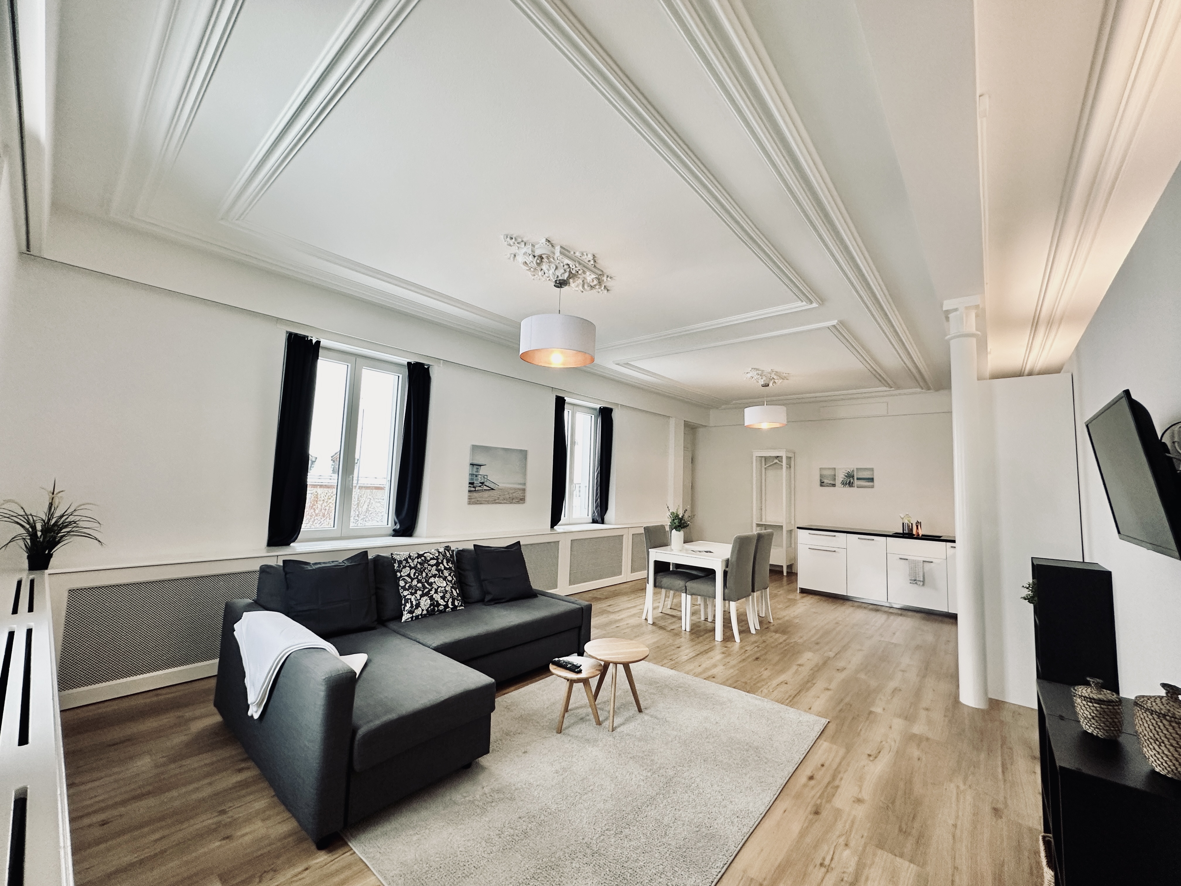 Monteurwohnung - PLZ 4524 (Schweiz) - Wohn- Essbereich / Küche - Möbliertes Business Apartment Günsberg #4