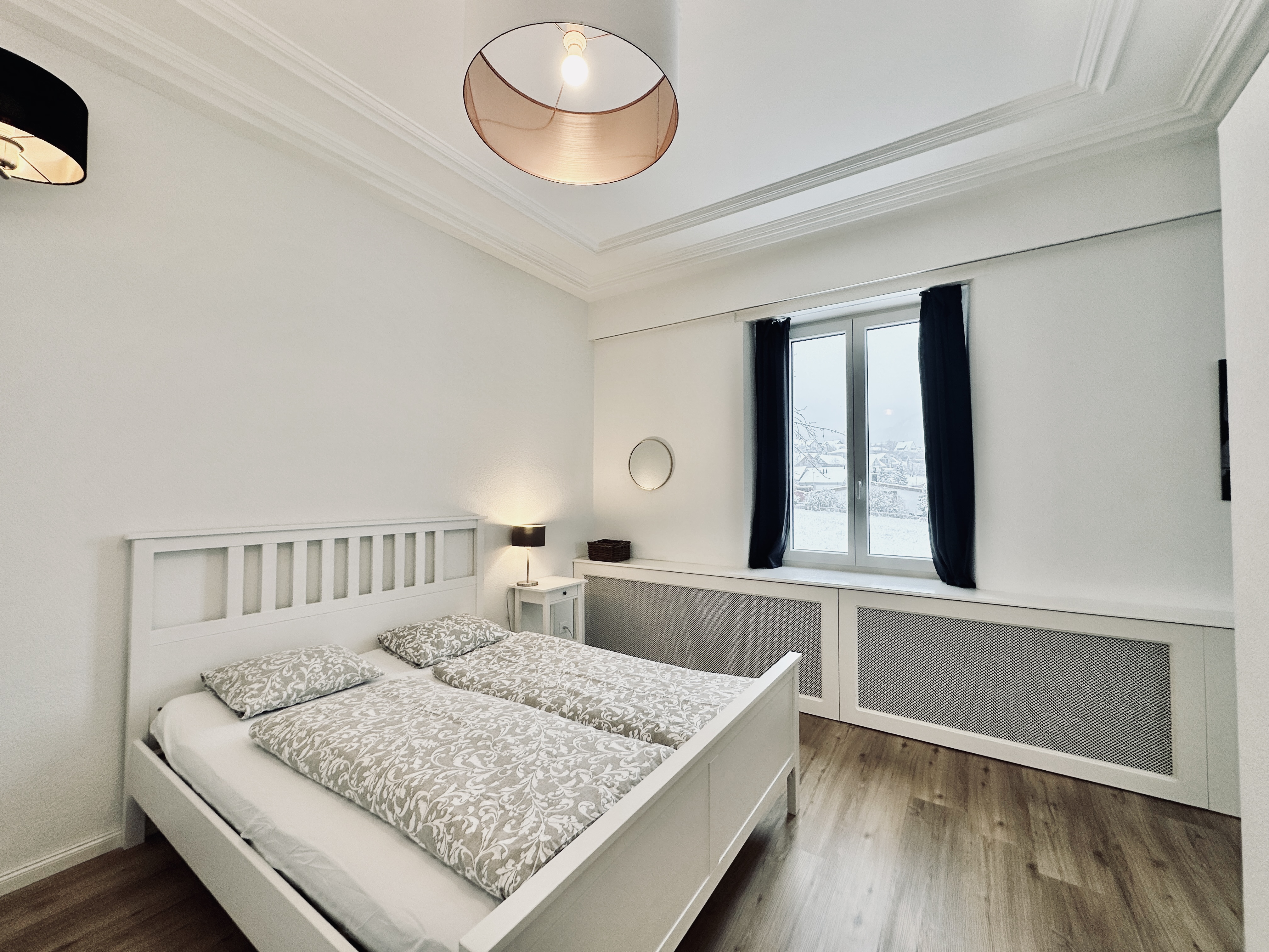 Monteurzimmer: Schlafzimmer - Möbliertes Business Apartment Günsberg #4