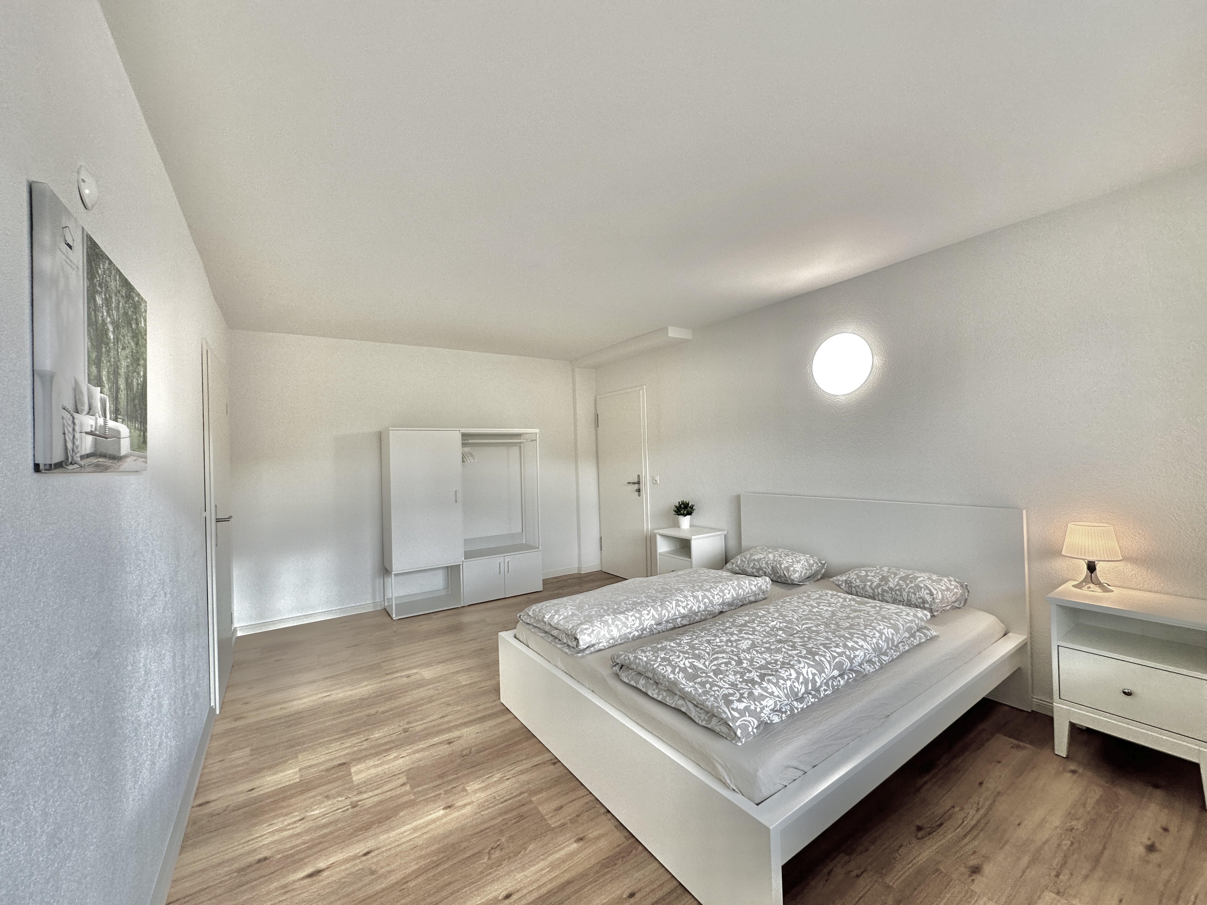 Monteurwohnung - Kühlschrank - Schweiz - Schlafzimmer - Möblierte Business Apartments Günsberg #1 & #3