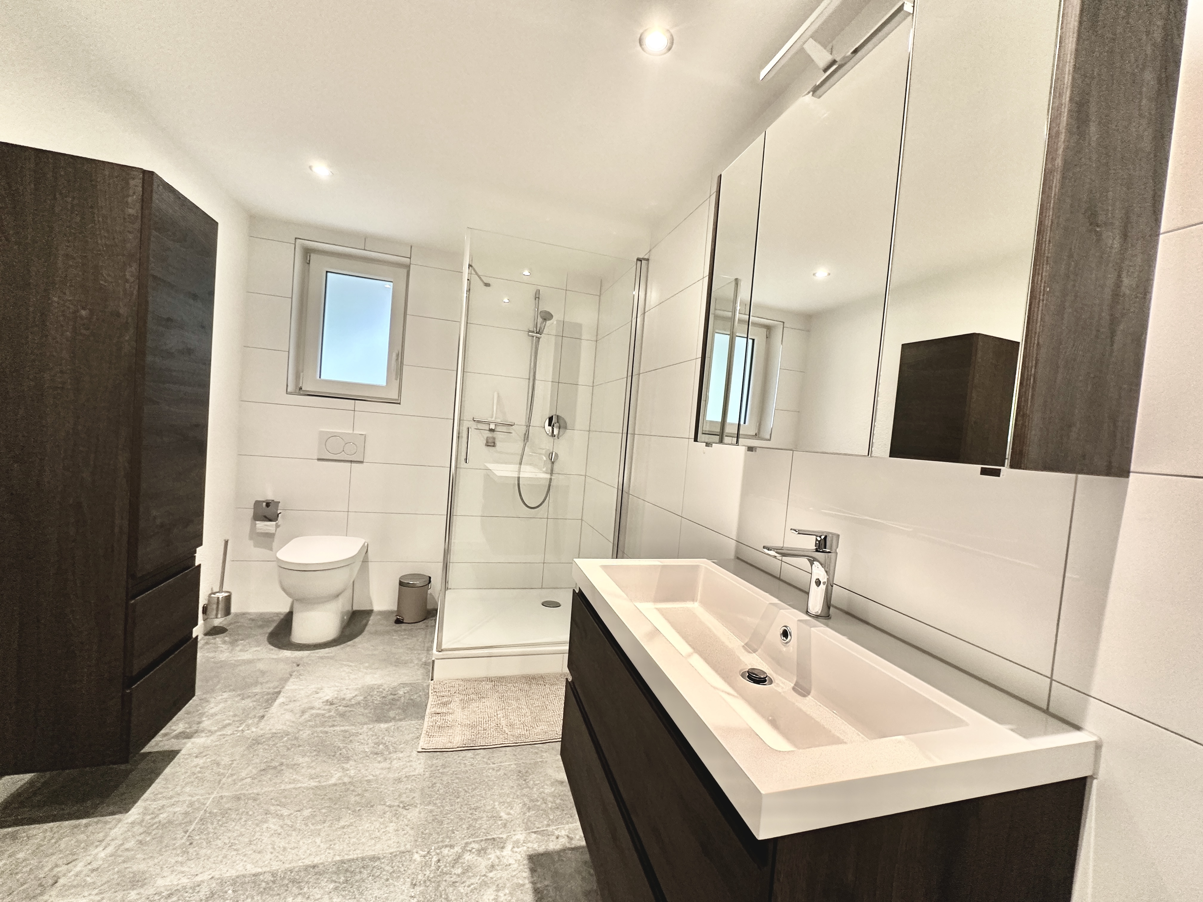 Monteurzimmer: Badezimmer - Möblierte Business Apartments Günsberg #1 & #3