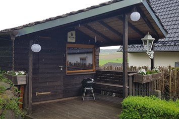 Monteurzimmer: Zus. Gartenhütte im Terrassenbereich.  - Tatjana Tillmann