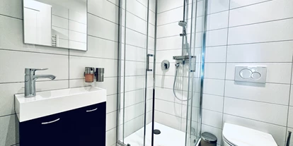 Monteurwohnung - Niederbipp - Badezimmer - Möblierte Business Studios Solothurn #1, #2, #3