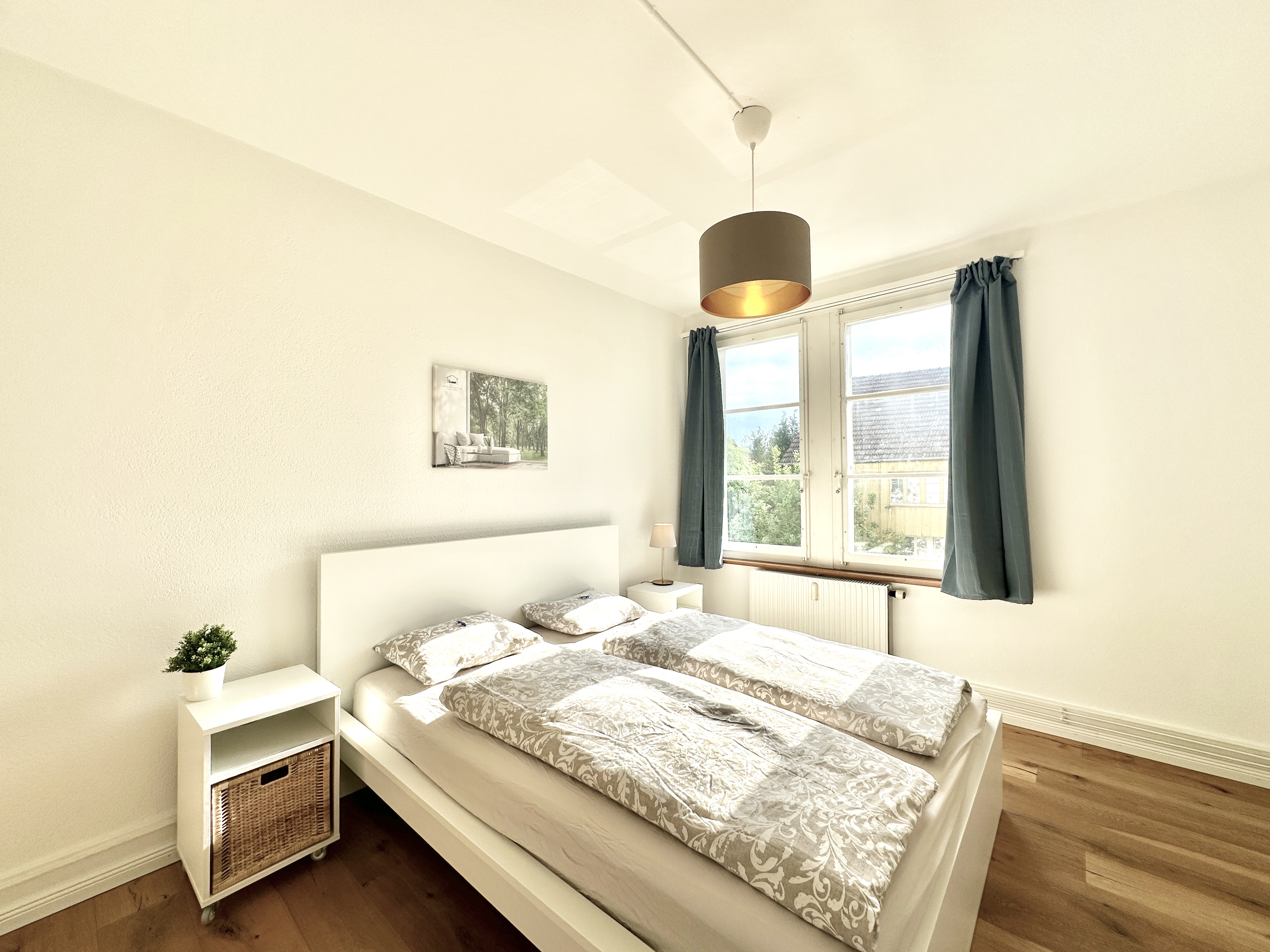 Monteurwohnung - Kühlschrank - Schweiz - Schlafzimmer - Möblierte Business Apartments Derendingen #3 & #4