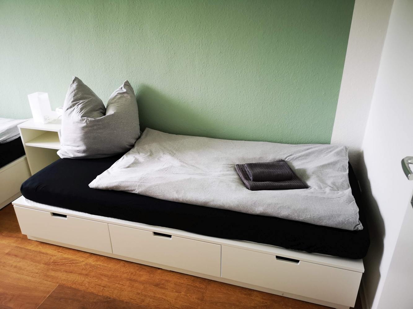 Monteurwohnung - Kühlschrank - Sachsen-Anhalt - HomeRent in Dessau-Roßlau