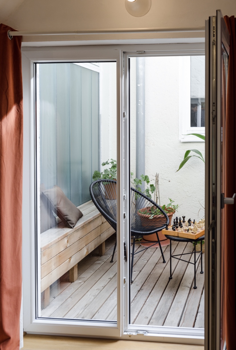 Monteurwohnung - Küche: eigene Küche - Sbg. Salzkammergut - Marktplatz-Residenz - 110m vom Traunsee entfernt