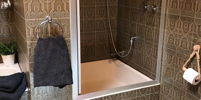 Monteurwohnung - Badezimmer: Gemeinschaftsbad - Wiesbaden - Penthouse für 5 Personen