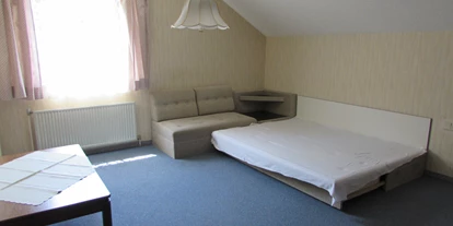Monteurwohnung - Parkplatz: eigener Parkplatz vorhanden - Österreich - Appartement mit ausziehbarer Couch - Pension - Gästehaus Barbara